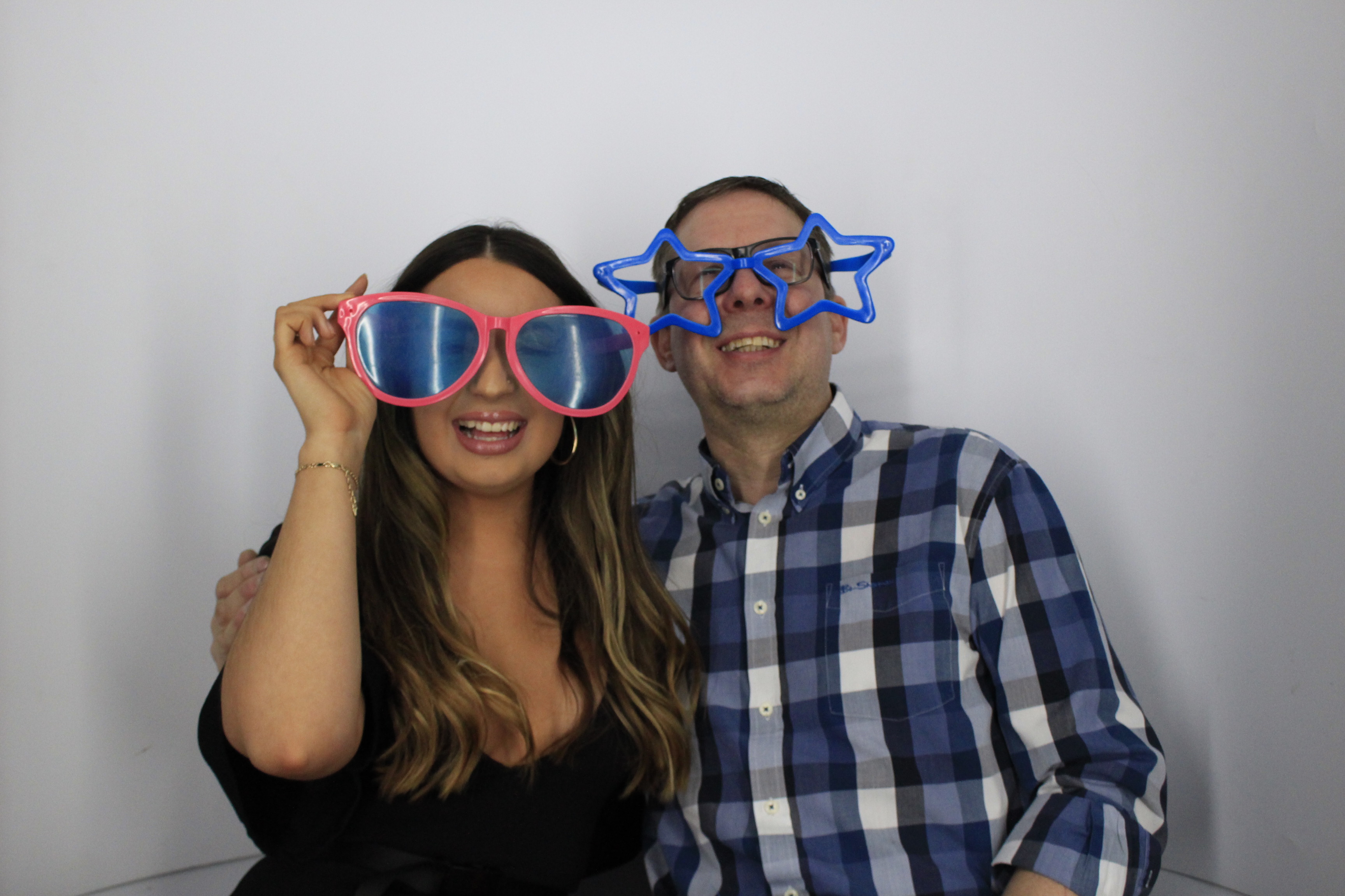 Darren and sarah’s 40th birthday celebration | View more photos from the event at gallery.myphotoboothexperience.co.uk/u/MyPhotoBoothExperienceLtd/Darren-and-sarah’s-40th-birthday-celebration